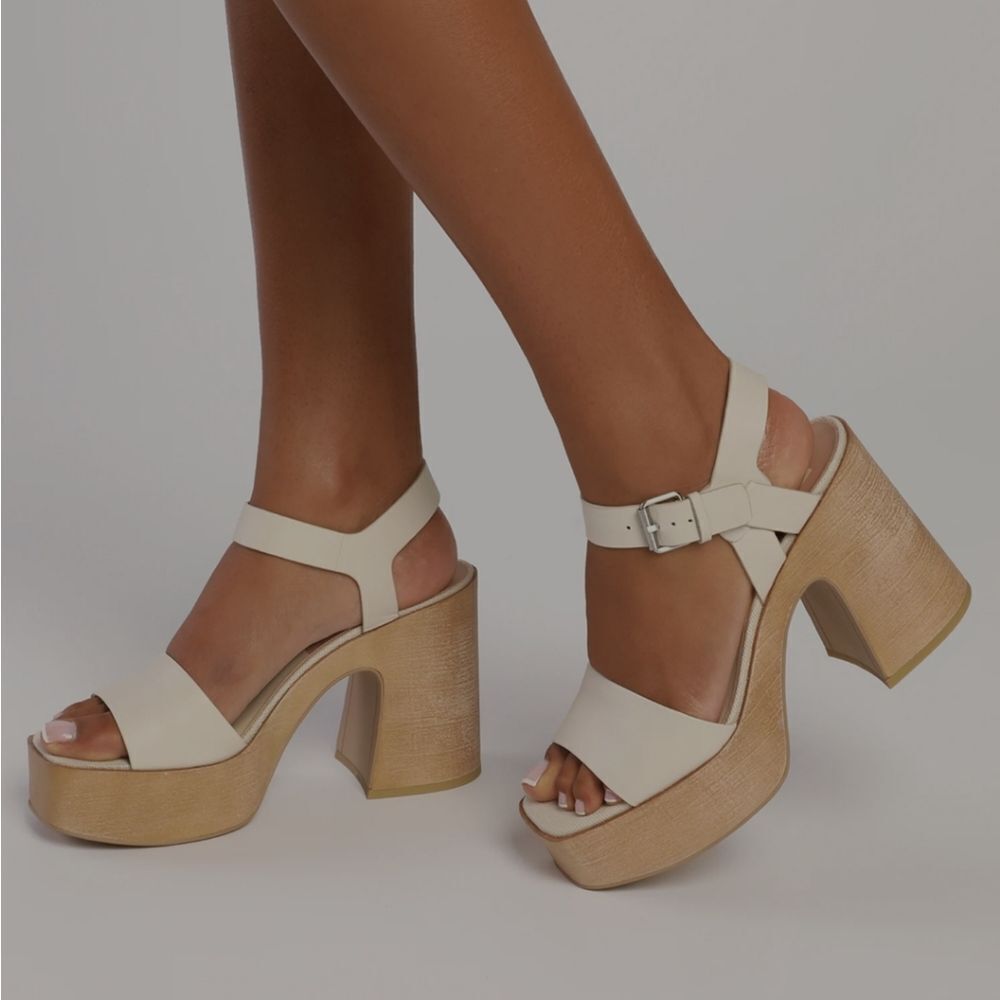 BRAND NEW MI,IM LOS ANGELES LEATHER WOODEN PLATFORM HIGH HEEL SANDALS